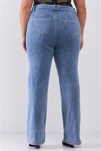 Load image into Gallery viewer, Plus Mid-wash Blue Denim Low-rise Wide-leg Upsized Basic Dad Jeans