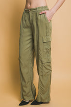 Load image into Gallery viewer, Full-length Tencel Pants With Cargo Pockets