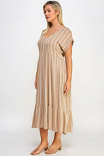 Load image into Gallery viewer, Boho Maxi Dress W/ Slip