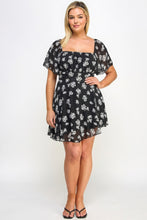 Load image into Gallery viewer, Plus Size Floral Chiffon Dress