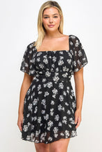 Load image into Gallery viewer, Plus Size Floral Chiffon Dress