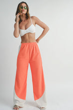 Load image into Gallery viewer, Two Toned Wide Leg Pants