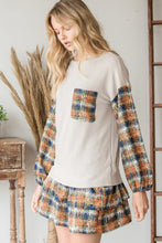 Load image into Gallery viewer, Stylish Sweater Top