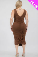 Load image into Gallery viewer, Plus Size Square Neck Ruched Bodycon Midi Dress