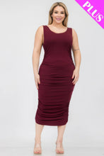 Load image into Gallery viewer, Plus Size Square Neck Ruched Bodycon Midi Dress