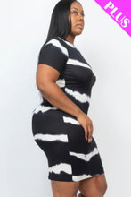 Load image into Gallery viewer, Plus Size Tie-dye Print Bodycon Dress