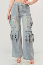 Load image into Gallery viewer, Belted Denim Cargo Jean