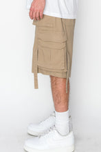 Load image into Gallery viewer, Twill Tuility Jogger Shorts