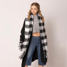 Load image into Gallery viewer, Buffalo Plaid Scarf