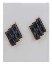 Load image into Gallery viewer, Faux stone earrings