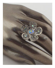 Load image into Gallery viewer, Flower rhinestone adjustable ring