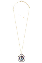 Load image into Gallery viewer, Faceted bead acetate circle pendant necklace set