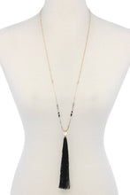 Load image into Gallery viewer, Tassel Pendant Necklace