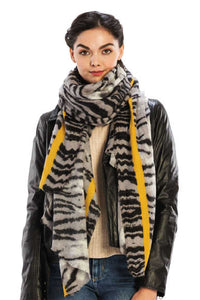 Color Line With Animal Pattern Scarf