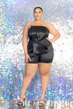Load image into Gallery viewer, Plus Size Strapless Peplum Romper