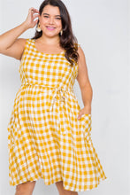 Load image into Gallery viewer, Plus Size Scoop Neck Side Pockets Checkered Gingham Midi Dres