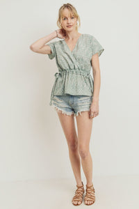 Printed Woven Surplice Gathered Short Sleeve Top