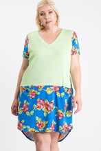 Load image into Gallery viewer, Short Sleeve Floral Blocked Midi Dress With Front Pocket