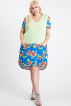 Load image into Gallery viewer, Short Sleeve Floral Blocked Midi Dress With Front Pocket