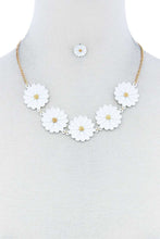 Load image into Gallery viewer, Fashion Cute Multi Tender Flower Necklace And Earring Set