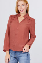 Load image into Gallery viewer, V-neck Button Down Woven Top