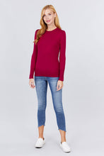 Load image into Gallery viewer, Crew Neck Sweater W/rivet Button