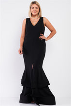 Load image into Gallery viewer, Plus Sleeveless V-neck Front Slip Layered Flare Hem Maxi Mermaid Dress