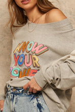 Load image into Gallery viewer, A French Terry Knit Graphic Sweatshirt