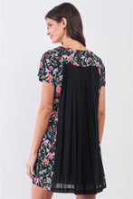 Load image into Gallery viewer, Black Multicolor Floral Print Pleated Back Detail Relaxed Mini Dress