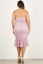 Load image into Gallery viewer, Plus Size Lace, Strapless Bodycon Midi Dress