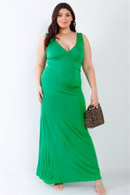 Load image into Gallery viewer, Plus V-neck Sleeveless Maxi Dress