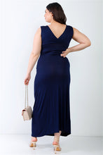 Load image into Gallery viewer, Plus V-neck Sleeveless Maxi Dress