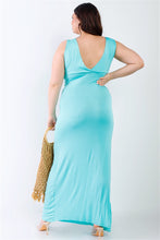 Load image into Gallery viewer, Plus V-neck Sleeveless Maxi Dress