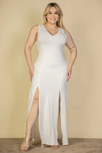 Load image into Gallery viewer, Plus Size Plunge Neck Thigh Split Maxi Dress