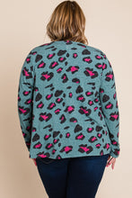 Load image into Gallery viewer, Plus Size Animal Printed Open Front Cropped Cardigan