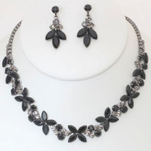 Load image into Gallery viewer, Rhinestone Crystal Necklace And Earring Set