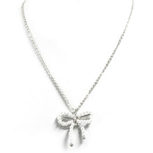 Load image into Gallery viewer, Pearl Ribbon Pendant Necklace