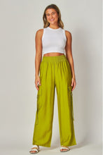 Load image into Gallery viewer, Linen Wide Leg Cargo Pants